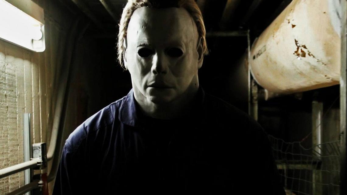 Universal Studios Hollywood create Michael Myers maze for Halloween ...