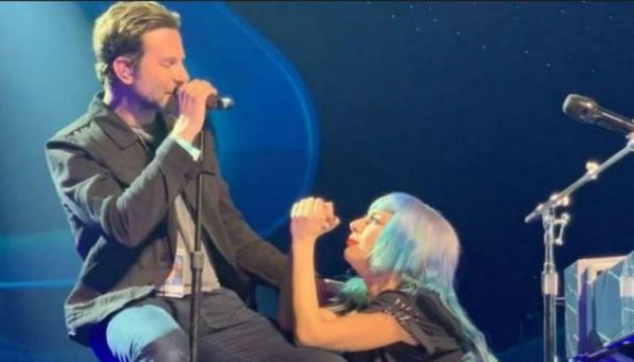 Stream Lady Gaga & Bradley Cooper - A Star Is Born (Acoustic) by SoundPost