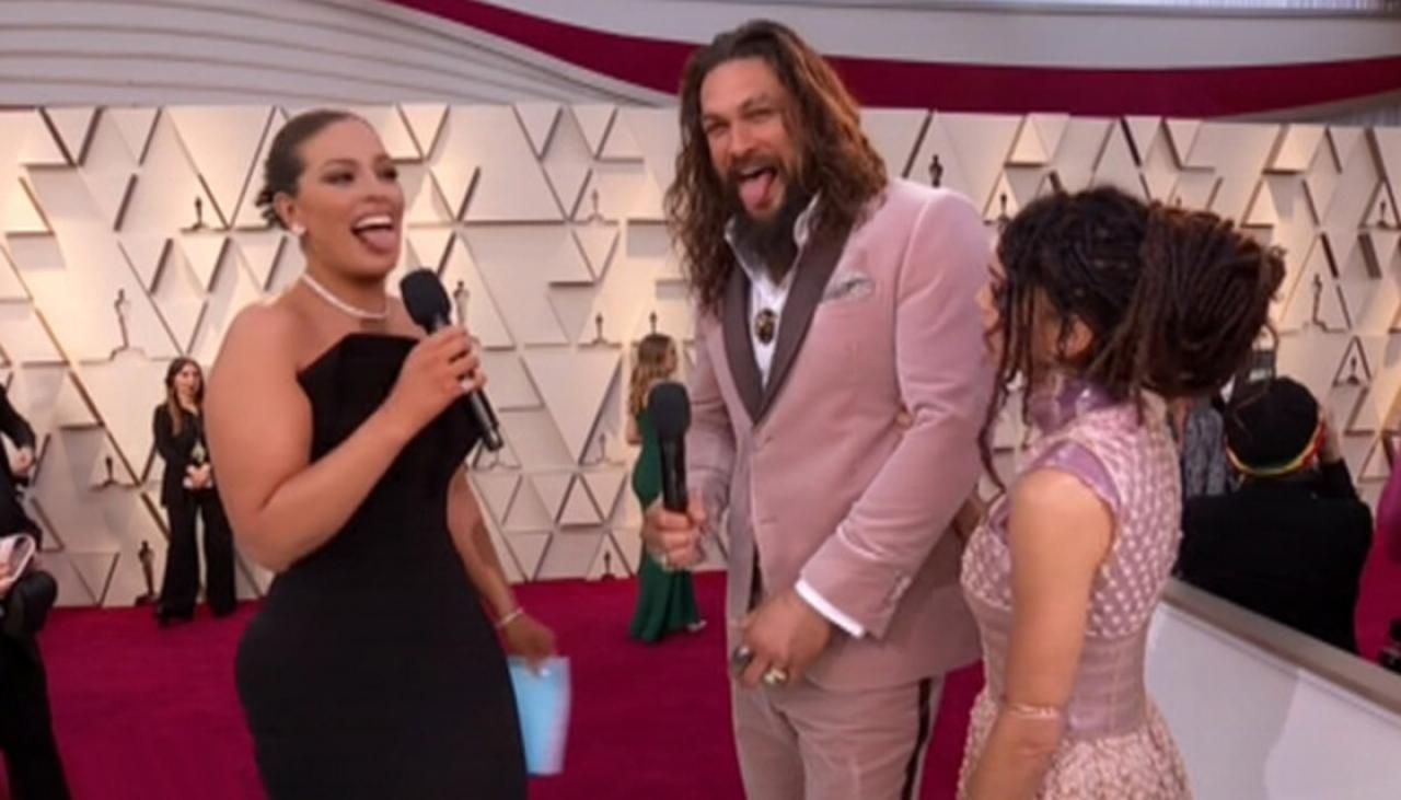 Watch: The excruciating moment Jason Momoa is asked to 'do a haka move' at  Oscars | Newshub