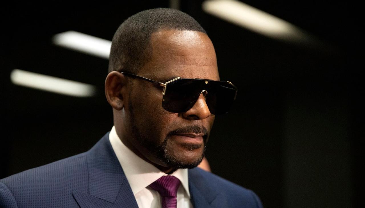 R Kelly Faces New Charges For Sex Trafficking Newshub 