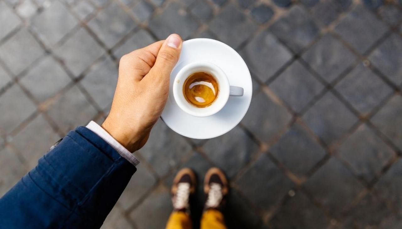 Ceny kawy: Klient w kawiarni we Florencji we Włoszech dzwoni na policję z powodu ceny espresso
