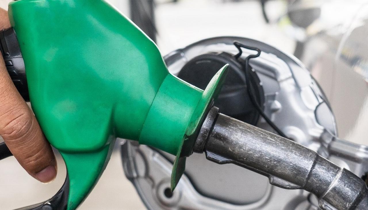 Five ways to cut petrol costs down