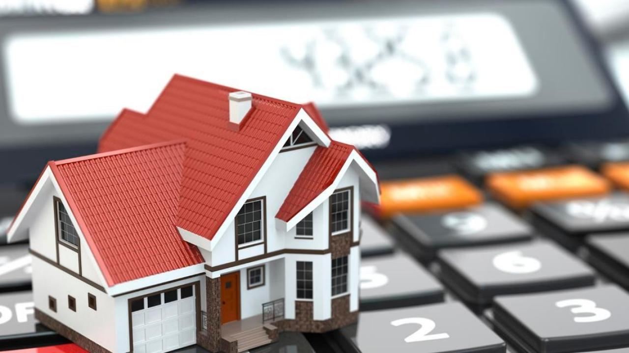 Właściciele domów szykują się na gwałtowny wzrost oprocentowania kredytów hipotecznych, podczas gdy domy wyprowadzają się poza zasięg pierwszych nabywców domów