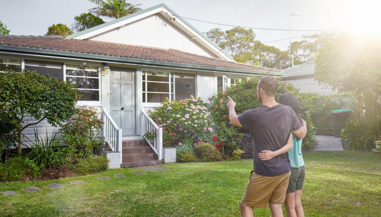 Number of New Zealanders considering buying a property drops significantly, survey shows