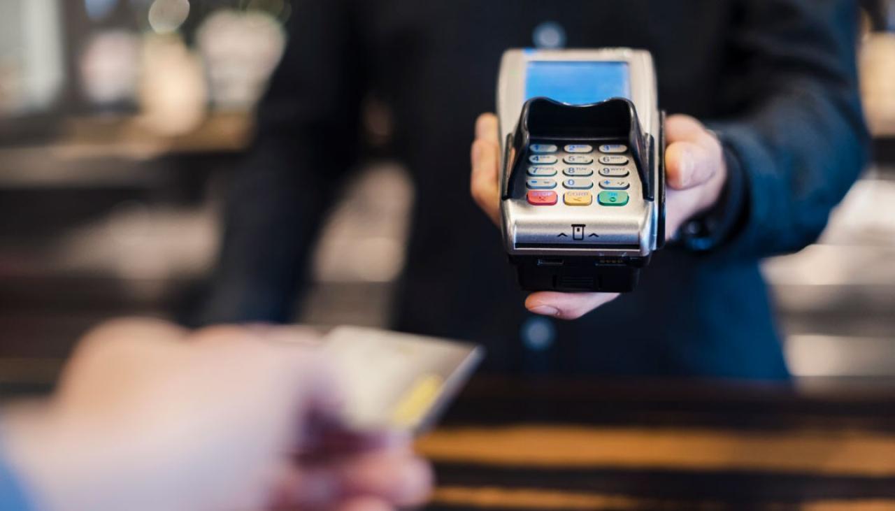 Chaos as EFTPOS outages reported around New Zealand