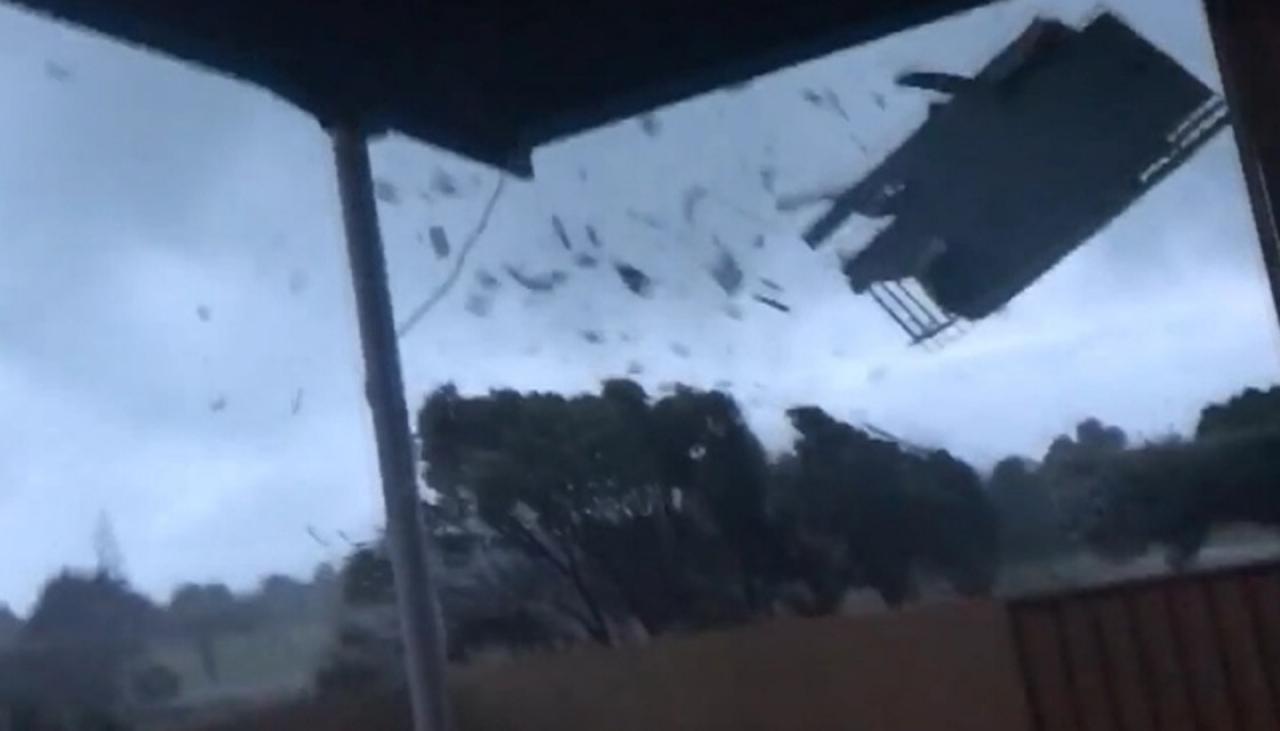 Dramatic footage shows tornado ripping through Ōhope | Newshub