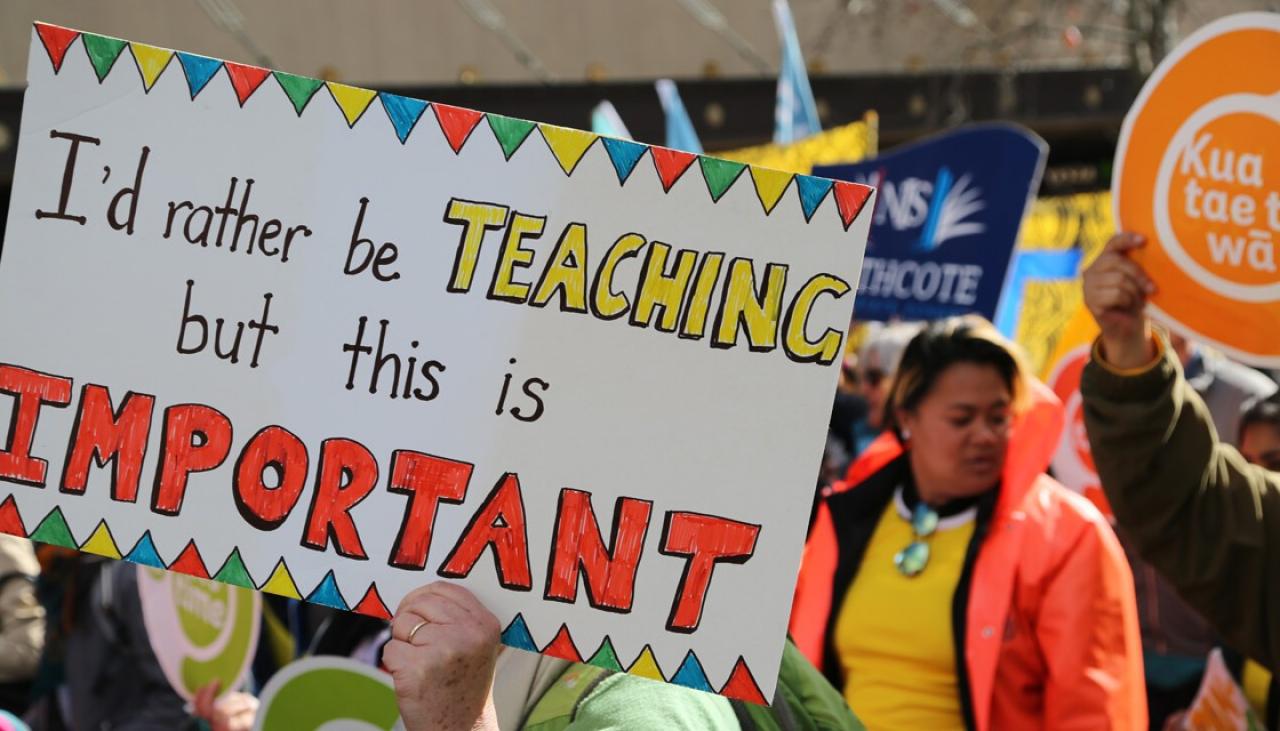 The best signs from the teachers' strike | Newshub