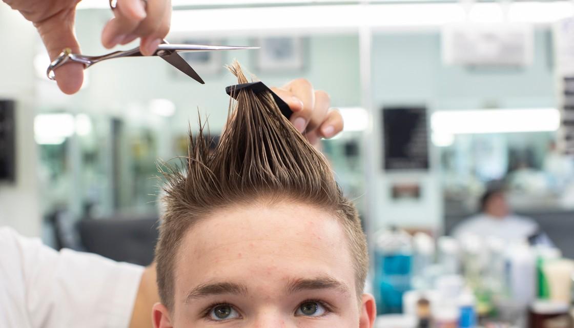 Boys should be allowed to have long hair at school - Victoria Uni law  professor Dr Dean Knight | Newshub
