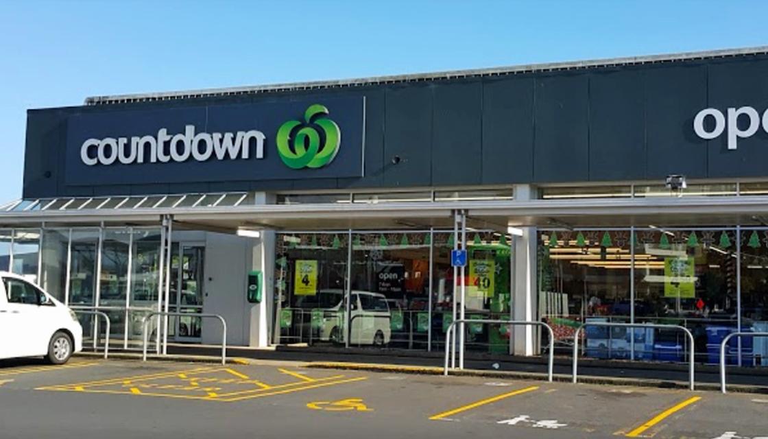 Māori man kicked out of Auckland Countdown after complaining of racial  profiling by staff | Newshub