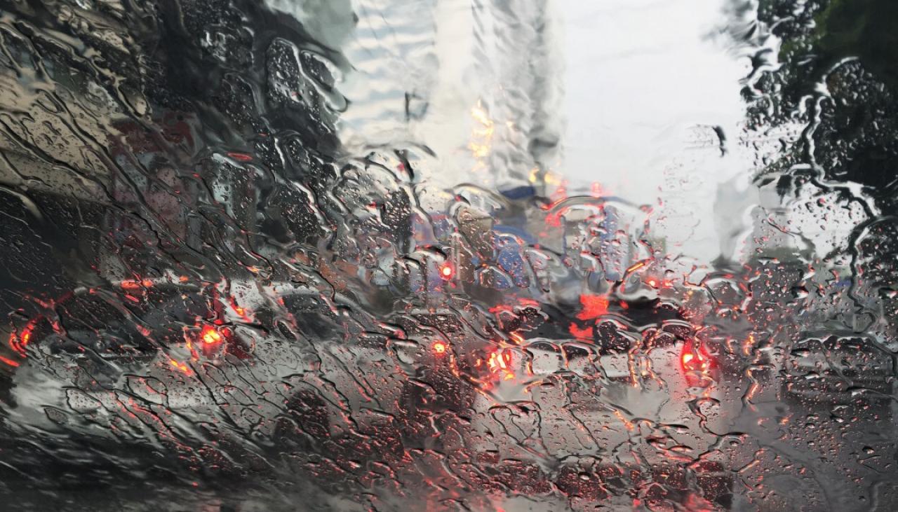 NZ weather: Heavy rain and strong winds are moving towards Auckland as  temperatures drop | Newshub