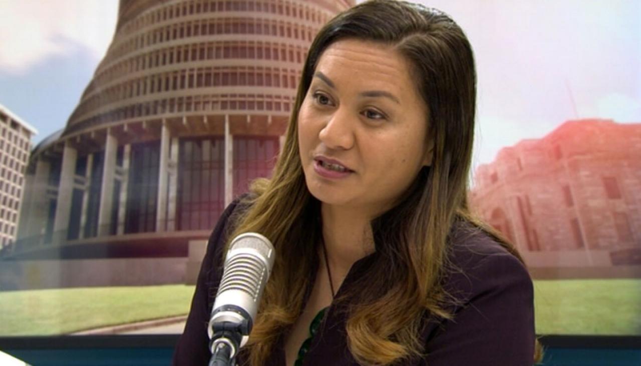 Greens want welfare overhaul, but don't know how much it will cost | Newshub
