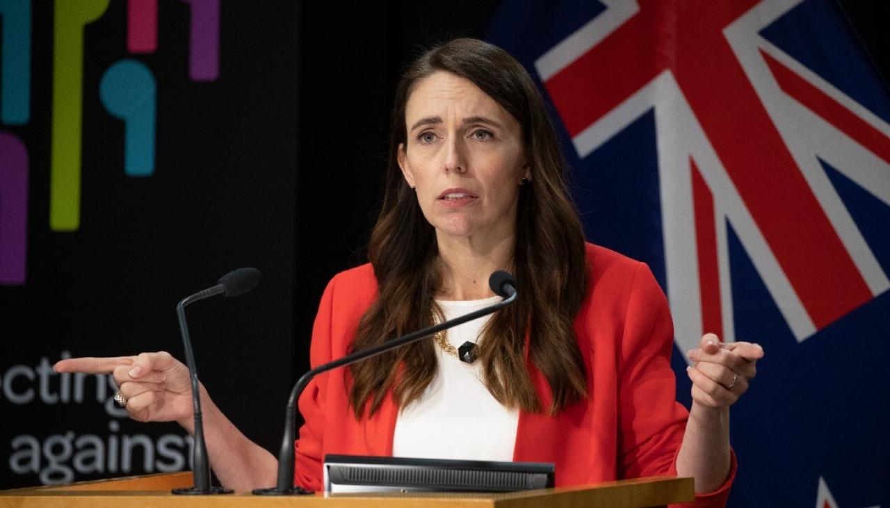 Prime Minister Jacinda Ardern's 'new beginning': COVID-19 vaccine passes to  end, unvaccinated teachers can return with mandate shakeup | Newshub