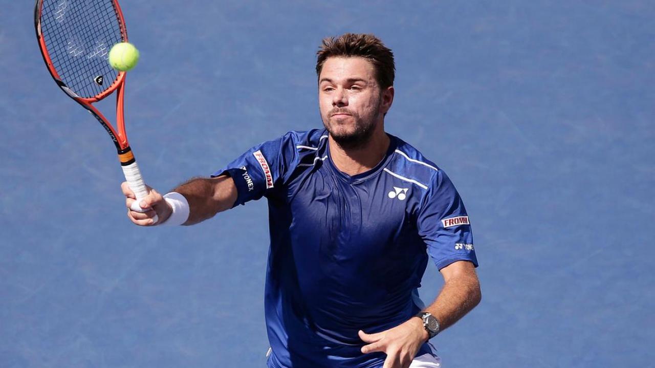 French Open 2015: Stan Wawrinka shocks Novak Djokovic to 