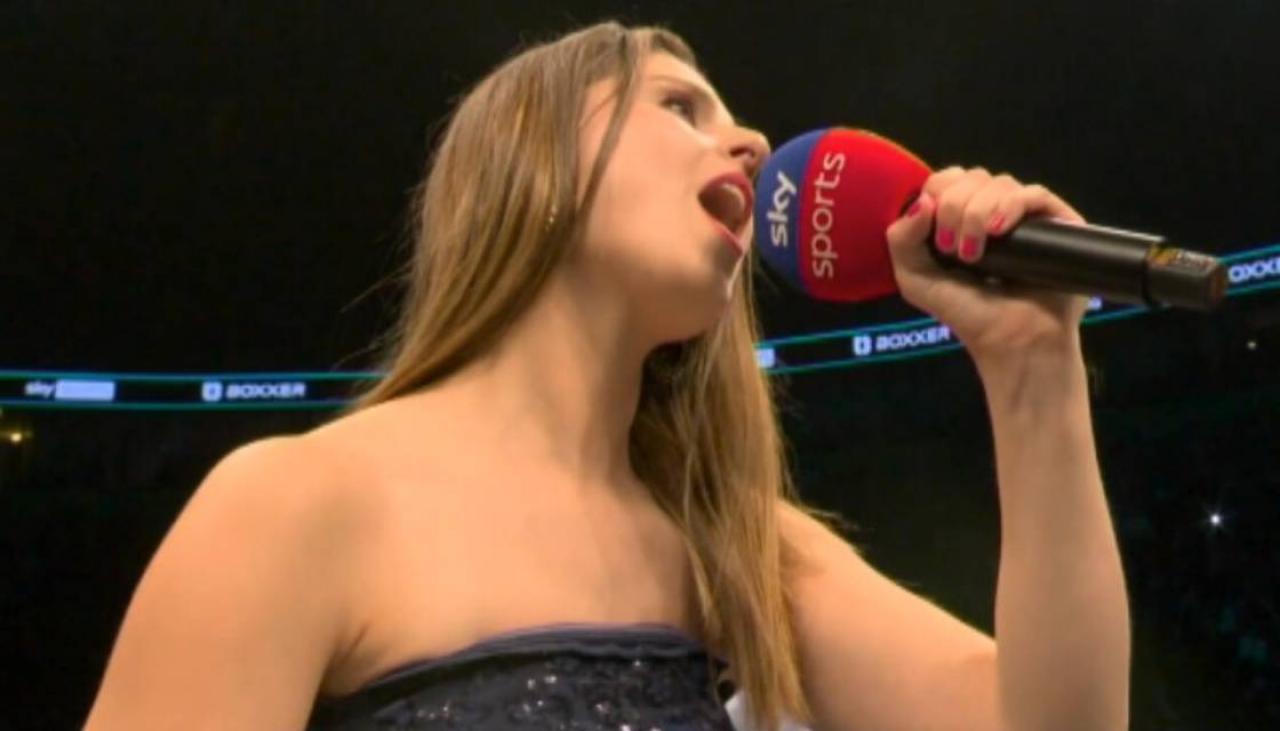 New Zealand national anthem blunder as singer is spotted with lyrics  written on hand ahead of Lawrence Okolie vs David Light