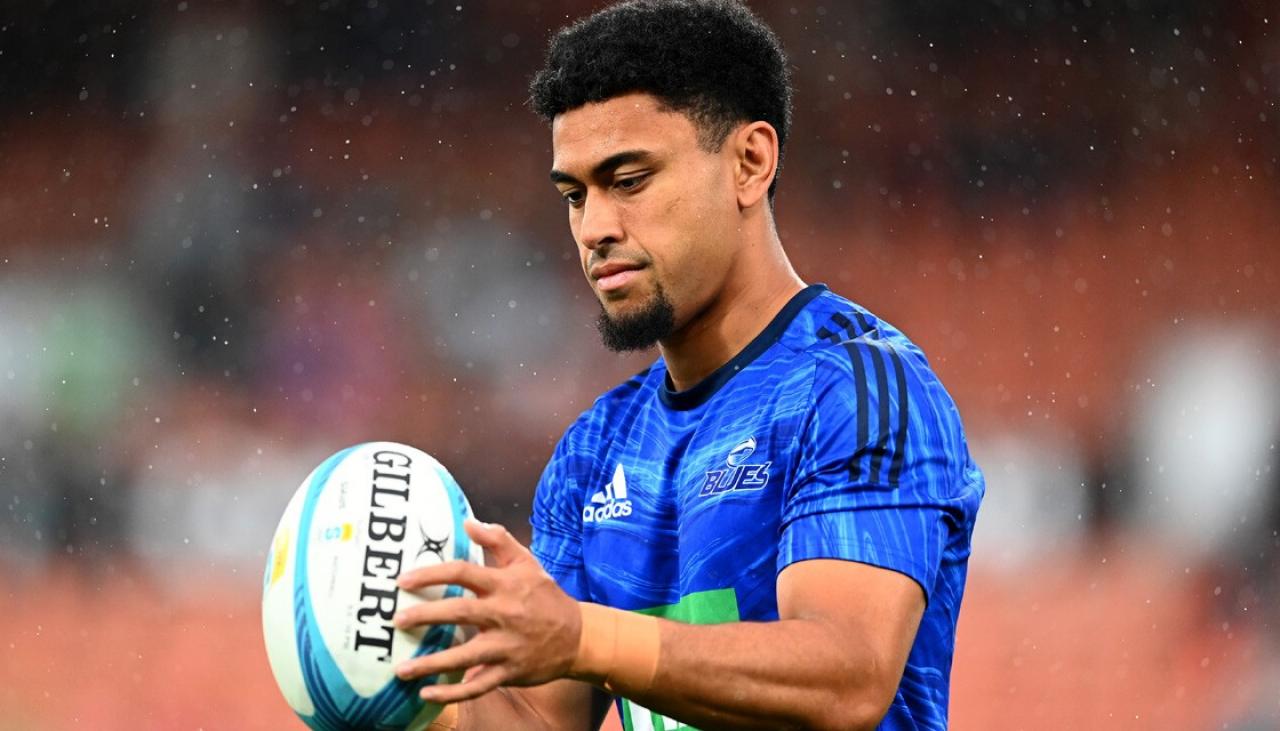 Super Rugby Pacific: Fit-again Blues back Stephen Perofeta poised to replace injured Beauden Barrett against Hurricanes | Newshub