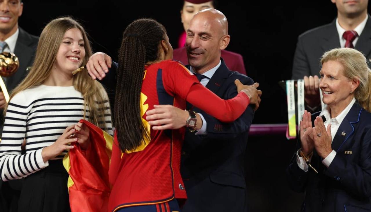 Football World Cup Spain Football Boss Luis Rubiales Apologises For