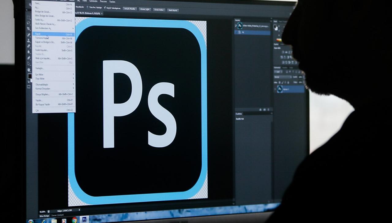 Firma Adobe oferuje darmową internetową wersję standardowego programu Photoshop — raport