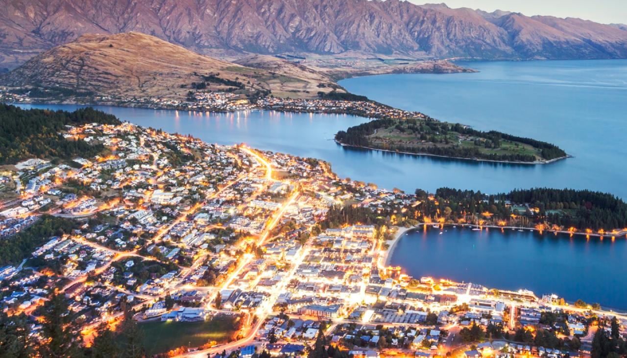Queenstown residents back bed tax | Newshub