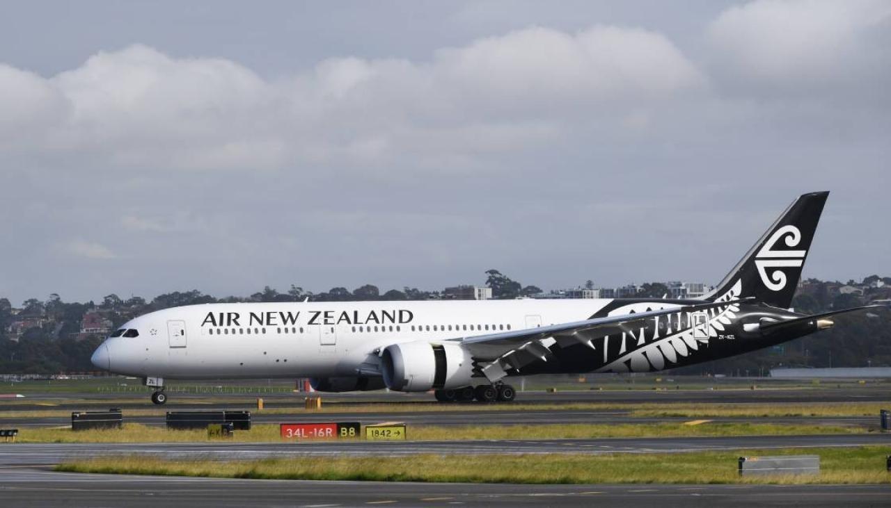 Kobieta kiwi „całkowicie rzucona” po bezpośrednim locie z Nowego Jorku do Auckland zmieniła się na lot z noclegiem