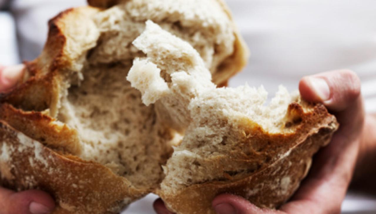 Vatican bans gluten-free bread for Holy Communion | Newshub