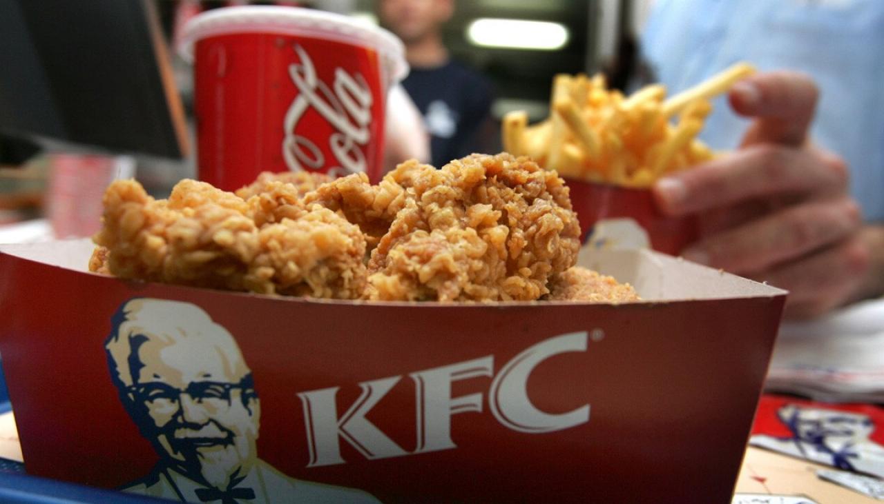 KFC restaurants run out of chicken across the UK | Newshub