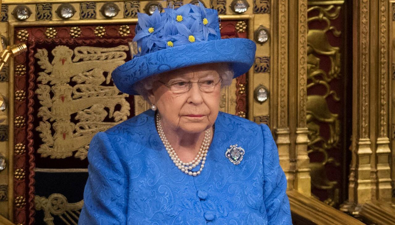 Queen Elizabeth may be forced to suspend UK Parliament ...