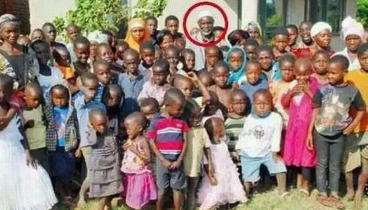 Photo of Un père de 151 enfants révèle le régime sexuel strict de ses épouses et dit qu’il envisage d’avoir 1000 enfants