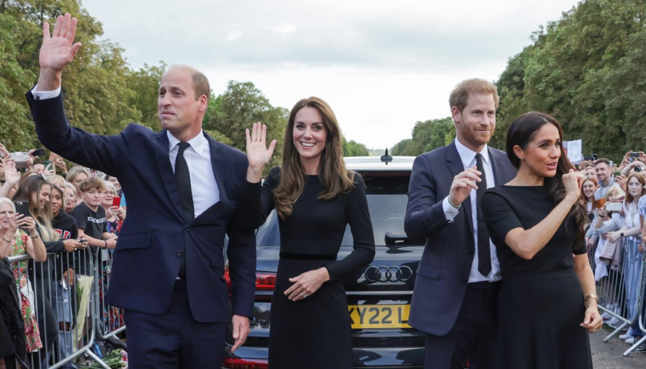 William prolonge la «branche d’olivier de 11 heures» pour que Harry et Meghan se joignent à la visite du château de Windsor après un appel téléphonique avec Charles