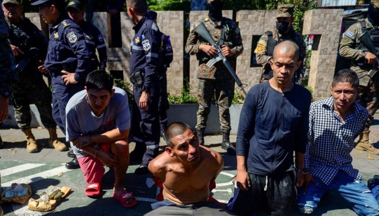 El Salvador Government starts Christmas Eve with anti-drug military ...
